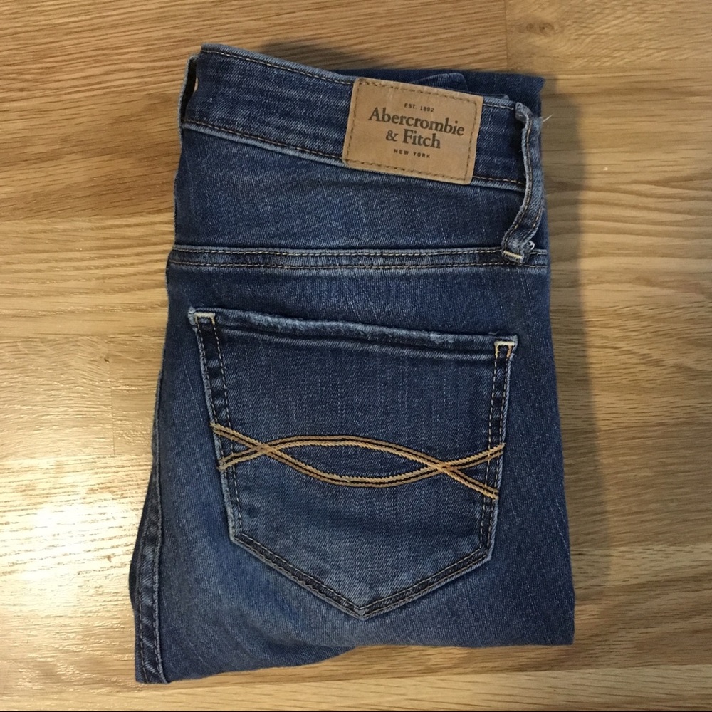 Abercrombie & Fitch High Rise Super Skinny Jeans
